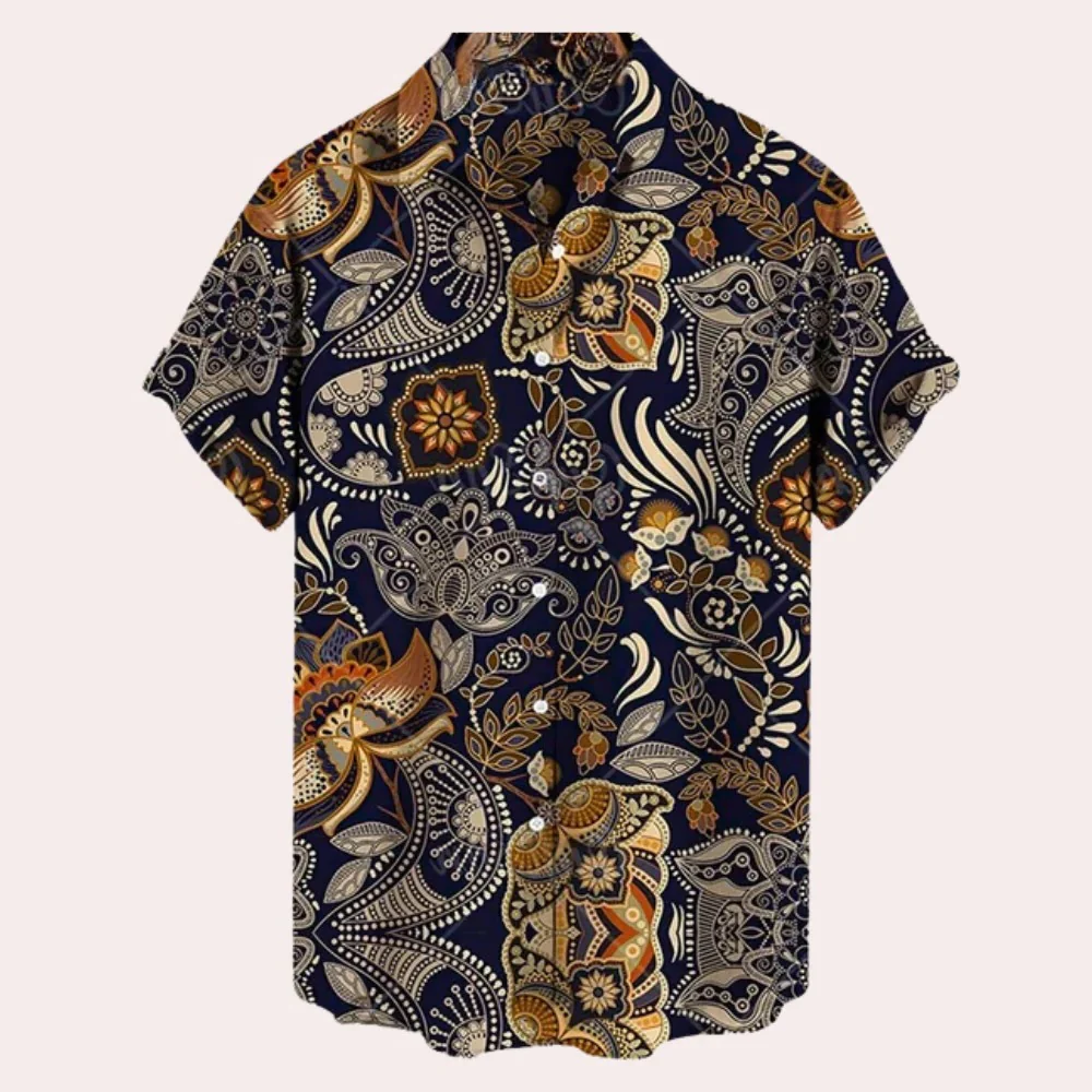 Comfortable Men's Shirt With Short Sleeves